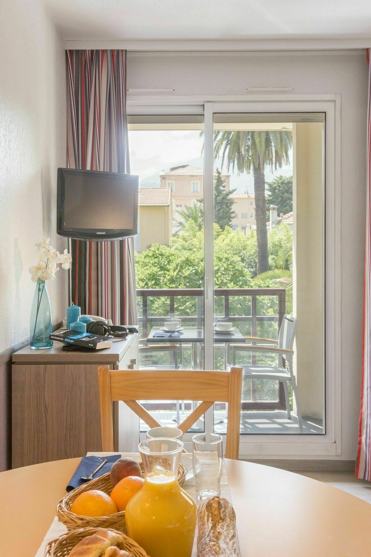 Aparthotel Pierre & Les Citronniers